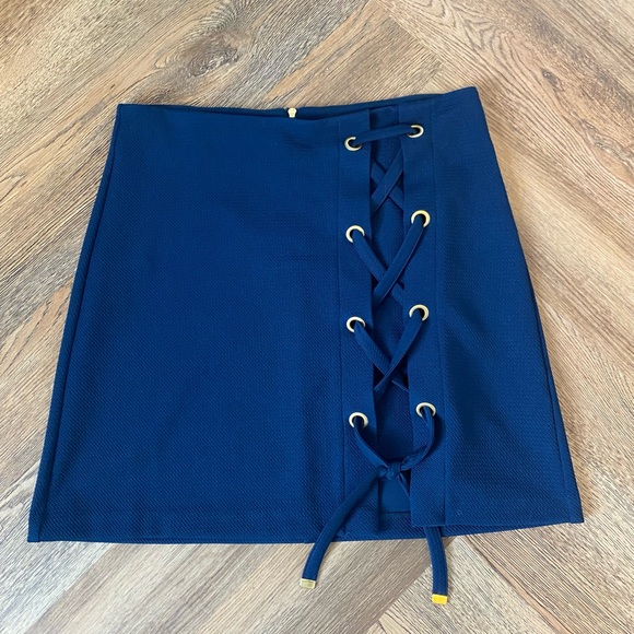 Kensie Lace-Up Navy Skirt - Picture 2 of 7